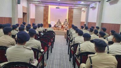 पुलिस महानिरीक्षक अभिषेक शांडिल्य द्वारा प्रशिक्षु उप निरीक्षकों एवं सूबेदारों को आधुनिक पुलिसिंग, तकनीकी दक्षता, अनुशासन एवं जनोन्मुखी पुलिस सेवा के संबंध में दिए गए महत्वपूर्ण दिशा-निर्देश