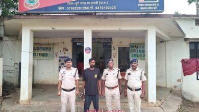 अवैध शराब बिक्री पर दुर्ग पुलिस की लगातार कार्यवाही जारी, आरोपी गिरफ्तार, 30 पौवा देशी मसाला शराब जप्त...