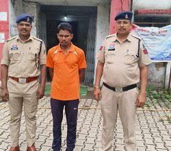 भिलाई स्टील प्लांट में दीवार फांदकर स्क्रैप लोहा चोरी करने वाले दो आरोपी गिरफ्तार, चोरी का माल एवं घटना में प्रयुक्त स्कूटी जप्त
