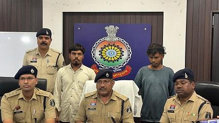 अंधे कत्ल की गुत्थी चंद घंटों में सुलझी, महिला की हत्या के मामले में 02 आरोपी गिरफ्तार 1 अंधे कत्ल की गुत्थी चंद घंटों में सुलझी, महिला की हत्या के मामले में 02 आरोपी गिरफ्तार