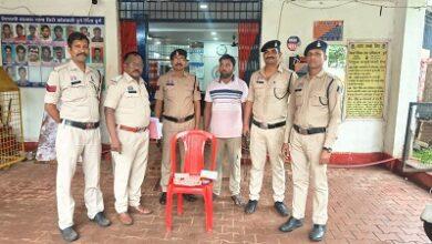 नदी रोड क्षेत्र में नशीली दवाइयों की अवैध बिक्री पर सिटी कोतवाली पुलिस की कार्रवाई, 600 नग नशीली टेबलेट सहित एक आरोपी गिरफ्तार 3 नदी रोड क्षेत्र में नशीली दवाइयों की अवैध बिक्री पर सिटी कोतवाली पुलिस की कार्रवाई, 600 नग नशीली टेबलेट सहित एक आरोपी गिरफ्तार