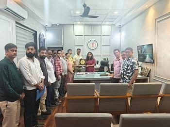 भिलाई के उद्योगों की समस्याओं पर निगम आयुक्त का फोकस, उद्योग चैंबर के प्रतिनिधिमंडल से की अहम चर्चा... 1 भिलाई के उद्योगों की समस्याओं पर निगम आयुक्त का फोकस, उद्योग चैंबर के प्रतिनिधिमंडल से की अहम चर्चा...