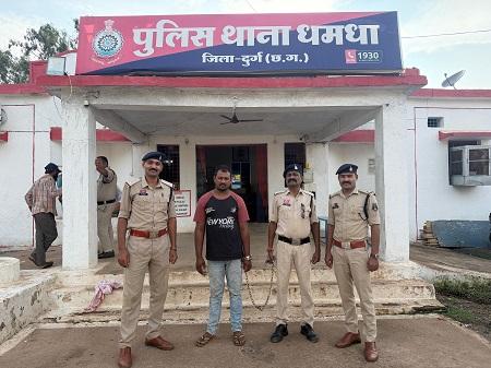 फार्म हाउस निर्माण सामग्री चोरी करने वाला सुपरवाइजर गिरफ्तार, ₹40,000 की चोरी गई सामग्री बरामद