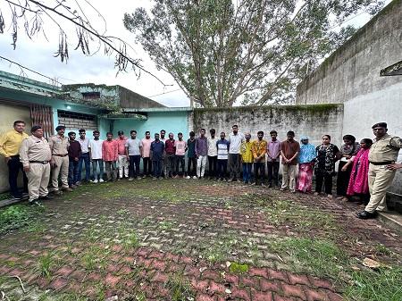 साइबर ठगी में प्रयुक्त 26 म्यूल बैंक खाताधारकों पर भिलाई नगर पुलिस की बड़ी कार्रवाई, सभी आरोपी गिरफ्तार कर न्यायालय में प्रस्तुत...