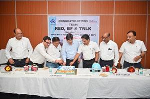 भिलाई इस्पात संयंत्र ने रचा नया इतिहास, टीएलसी-207 ने 2,534 हीट्स की रिकॉर्ड लाइफ हासिल की... 1 भिलाई इस्पात संयंत्र ने रचा नया इतिहास, टीएलसी-207 ने 2,534 हीट्स की रिकॉर्ड लाइफ हासिल की...