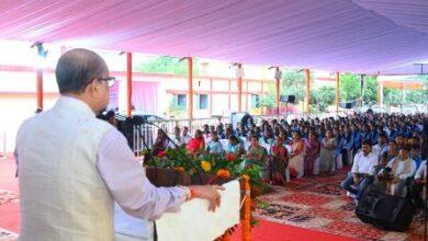 लक्ष्य को जुनून बनाकर मेहनत करें, सफलता जरूर मिलेगी: राज्यपाल रमेन डेका... 10 लक्ष्य को जुनून बनाकर मेहनत करें, सफलता जरूर मिलेगी: राज्यपाल रमेन डेका...