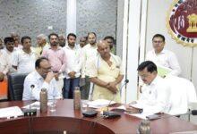 कमिश्नर ने आम जनों से प्राप्त शिकायत एवं समस्याओं की सुनवाई की किसी ने ग्रेच्युटी दिलाने तो किसी ने मजदूरी की बकाया राशि दिलाने के संबंध में शिकायत की