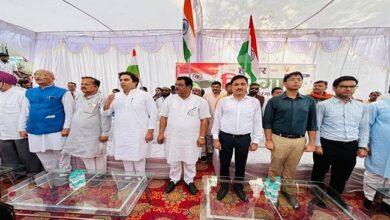 विश्व आदिवासी दिवस पर भव्य रैली, पारंपरिक वेशभूषा में उमड़ा आदिवासी समाज, विधायक देवेंद्र यादव हुए शामिल