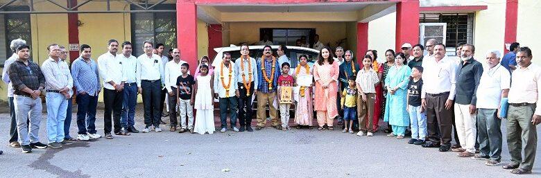 निगम के 7 कर्मचारियों को सेवानिवृत्ति पर दी गई विदाई... 1 निगम के 7 कर्मचारियों को सेवानिवृत्ति पर दी गई विदाई...