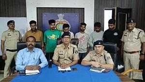 पंजाब से हेरोइन मंगाकर भिलाई-दुर्ग क्षेत्र में सप्लाई करने वाले संगठित गिरोह का भंडाफोड़, 18 ग्राम हेरोइन सहित 06 आरोपी गिरफ्तार 1 पंजाब से हेरोइन मंगाकर भिलाई-दुर्ग क्षेत्र में सप्लाई करने वाले संगठित गिरोह का भंडाफोड़, 18 ग्राम हेरोइन सहित 06 आरोपी गिरफ्तार