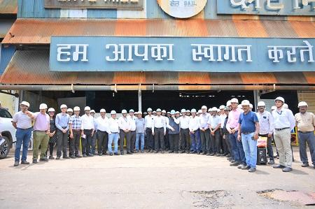 संयंत्र के प्लेट मिल ने जुलाई माह में रचा नया उत्पादन कीर्तिमान, निदेशक प्रभारी एवं कार्यपालक निदेशकों ने टीम को दी बधाई