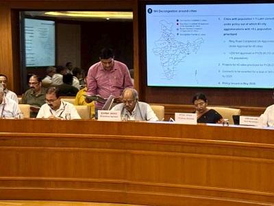 सांसद बृजमोहन अग्रवाल ने लोकसभा की एस्टिमेट्स कमेटी की बैठक में उठाई छत्तीसगढ़ के लिए 'डायरेक्ट पोर्ट-कनेक्टिविटी' कॉरिडोरदेने पर दिया ज़ोर