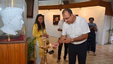 नेहरू आर्ट गैलरी में छायाकार हिमांशु वर्मा की एकल छायाचित्र प्रदर्शनी उद्घाटित