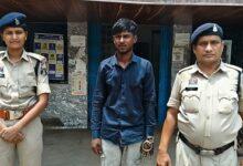 मदद के बहाने रोका, खंडहर में ले जाकर लूटा: अपहरण-डकैती केस का फरार आरोपी गिरफ्तार..