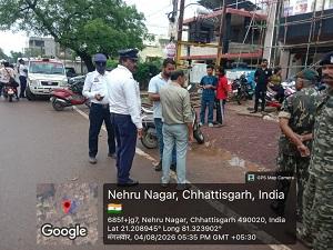 यातायात पुलिस दुर्ग द्वारा राष्ट्रीय राजमार्ग- 53 एवं मुख्य मार्ग में अतिक्रमण एवं अव्यवस्थित पार्किंग के खिलाफ विगत 01 सप्ताह से लगातार कार्यवाही जारी... 1 यातायात पुलिस दुर्ग द्वारा राष्ट्रीय राजमार्ग- 53 एवं मुख्य मार्ग में अतिक्रमण एवं अव्यवस्थित पार्किंग के खिलाफ विगत 01 सप्ताह से लगातार कार्यवाही जारी...