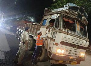 उप महानिरीक्षक /वरिष्ठ पुलिस अधीक्षक के निर्देशन में यातायात पुलिस दुर्ग द्वारा अतिक्रमण हटाने की कार्यवाही....