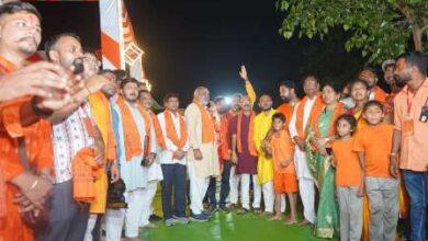 शिवनाथ कांवड़ यात्रा में शामिल हुए ललित चंद्राकर, महमरा एनिकट में की महाआरती...