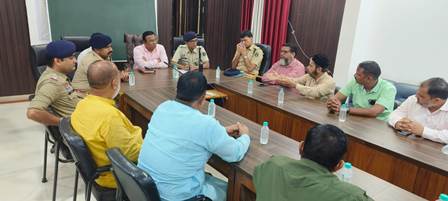 ईद मिलाद-उन-नबी के जुलूस को लेकर प्रशासन अलर्ट, मार्ग-समय और यातायात व्यवस्था पर दिए निर्देश...