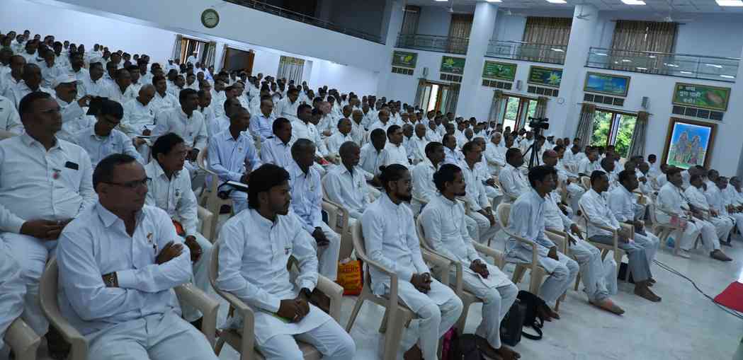संतुलित जीवन से संवरेगा कार्यस्थल, सकारात्मक सोच बनेगी नई ताकत...