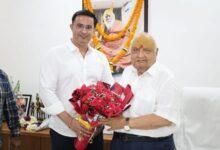 I.P. मिश्रा के जन्मदिन पर खास मुलाकात, इंद्रजीत सिंह छोटू ने दी हार्दिक शुभकामनाएं