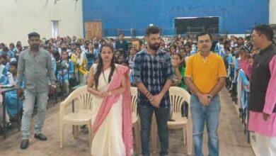 इंदिरा गांधी महाविद्यालय में गूंजा ‘हर घर स्वदेशी, हर युवा उद्यमी’ का संदेश...