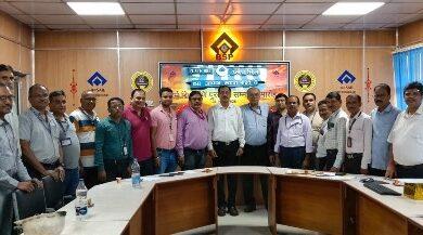 प्लेट मिल के 12 कर्मयोगियों को मिला ‘कर्म शिरोमणि’ सम्मान, उत्कृष्ट कार्य ने दिलाई खास पहचान 5 प्लेट मिल के 12 कर्मयोगियों को मिला ‘कर्म शिरोमणि’ सम्मान, उत्कृष्ट कार्य ने दिलाई खास पहचान