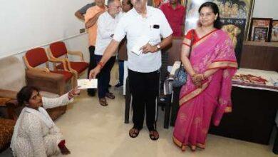 जनसेवा को बनाया संबल, 140 जरूरतमंदों को सांसद द्वारा मिली 21 लाख रुपये की सहायता...