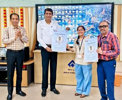 अप्रेंटिस प्रतिभाओं ने दिखाया हुनर, वैभव लक्ष्मी दुबे बनीं ‘बीएमडीसी प्राइड’... 4 अप्रेंटिस प्रतिभाओं ने दिखाया हुनर, वैभव लक्ष्मी दुबे बनीं ‘बीएमडीसी प्राइड’...