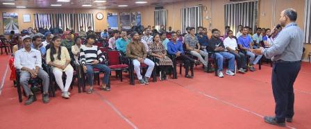 1180 ठेका श्रमिकों ने परखी सुरक्षा समझ, 210 महिला कर्मियों की सक्रिय भागीदारी... 7 1180 ठेका श्रमिकों ने परखी सुरक्षा समझ, 210 महिला कर्मियों की सक्रिय भागीदारी...
