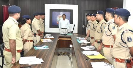 जेवरा सिरसा केस में अभियुक्तों को 10 साल की सजा, आरक्षक खेमू राम साहू सम्मानित...