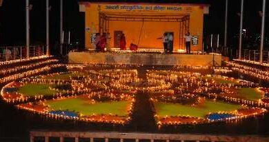 51 हजार दीपों की रोशनी से नहाया रिसाली दशहरा मैदान, जन्मदिवस पर प्रधानमंत्री मोदी के लिए जलाए आशीर्वाद के दीप... 13 51 हजार दीपों की रोशनी से नहाया रिसाली दशहरा मैदान, जन्मदिवस पर प्रधानमंत्री मोदी के लिए जलाए आशीर्वाद के दीप...
