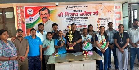 कांकेर में दुर्ग के खिलाड़ियों ने दिखाया दम, सब-जूनियर बालक टीम बनी चैंपियन... 3 कांकेर में दुर्ग के खिलाड़ियों ने दिखाया दम, सब-जूनियर बालक टीम बनी चैंपियन...