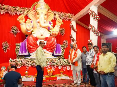 गणेश पंडालों में गूंजा भक्ति का उल्लास, ललित चंद्राकर ने बप्पा के दर्शन कर मांगी प्रदेश की खुशहाली...