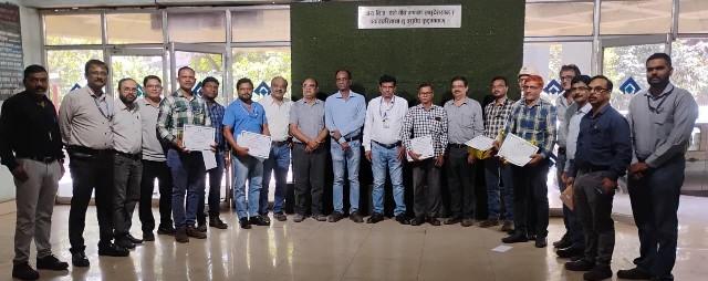 बेहतर प्रदर्शन और जिम्मेदारी के लिए सिंटर प्लांट के सात कार्मिक सम्मानित... 1 बेहतर प्रदर्शन और जिम्मेदारी के लिए सिंटर प्लांट के सात कार्मिक सम्मानित...