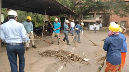 स्वच्छता के संकल्प से ओएचपी परिसर हुआ चमकदार, कर्मचारियों ने लिया सुरक्षित कार्यस्थल का प्रण...