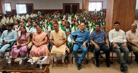एमजीएम स्कूल में गूंजा ‘हर घर स्वदेशी, हर युवा उद्यमी’ का संदेश...