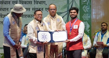 आईआईटी भिलाई के छठे दीक्षांत समारोह में 313 विद्यार्थियों को मिली उपाधियां...