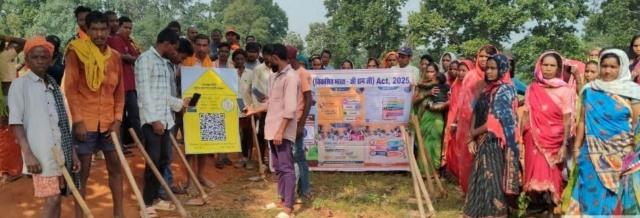 ग्राम पंचायतों में QR कोड से पारदर्शिता को नई ताकत, श्रमिकों को एक स्कैन में मिली 375 कार्यों की जानकारी...