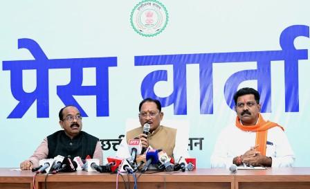 छत्तीसगढ़ कैबिनेट बैठक के बाद मुख्यमंत्री विष्णु देव साय ने दी फैसलों की जानकारी, पत्रकार-वार्ता में अरुण साव भी रहे मौजूद...