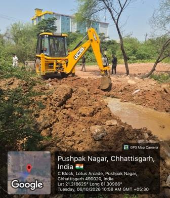 जुनवानी में सरकारी जमीन पर बन रहा था रास्ता, निगम की टीम ने पहुंचकर ध्वस्त किया अनाधिकृत मार्ग...