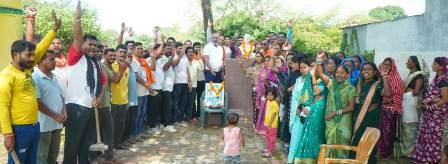 पुरई में गांधी-शास्त्री जयंती पर गूंजा स्वच्छता का संदेश, विधायक ललित चंद्राकर ने किया श्रमदान... 12 पुरई में गांधी-शास्त्री जयंती पर गूंजा स्वच्छता का संदेश, विधायक ललित चंद्राकर ने किया श्रमदान...
