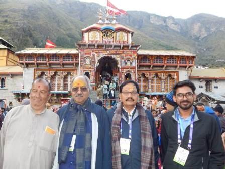 उत्तराखंड अध्ययन दौरे पर पहुंचे बृजमोहन अग्रवाल, केदारनाथ-बद्रीनाथ में की पूजा-अर्चना...
