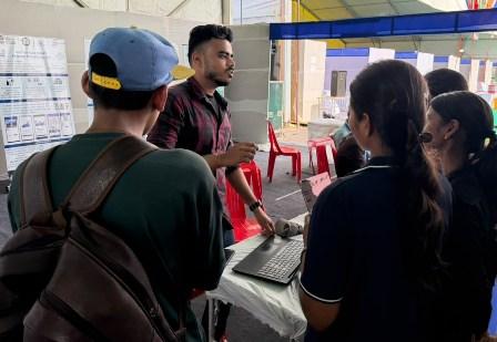 भोपाल विज्ञान मेले में IIT भिलाई के नवाचारों की झलक, IBITF ने प्रदर्शित किए तकनीक आधारित समाधान... 9 भोपाल विज्ञान मेले में IIT भिलाई के नवाचारों की झलक, IBITF ने प्रदर्शित किए तकनीक आधारित समाधान...