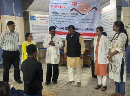 सेक्टर-9 अस्पताल पहुंचे सांसद विजय बघेल, व्यवस्थाओं का लिया जायजा और CPR का किया अभ्यास... 7 सेक्टर-9 अस्पताल पहुंचे सांसद विजय बघेल, व्यवस्थाओं का लिया जायजा और CPR का किया अभ्यास...