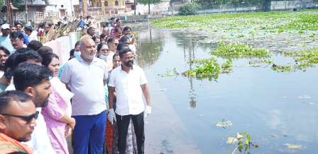 पुरई में गांधी-शास्त्री जयंती पर गूंजा स्वच्छता का संदेश, विधायक ललित चंद्राकर ने किया श्रमदान... 14 पुरई में गांधी-शास्त्री जयंती पर गूंजा स्वच्छता का संदेश, विधायक ललित चंद्राकर ने किया श्रमदान...