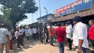सोशल मीडिया पर कथित भ्रामक सामग्री को लेकर सुपेला थाने पहुंचे लोग, निष्पक्ष जांच की मांग...