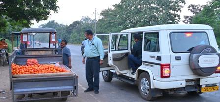 फॉरेस्ट एवेन्यू रोड पर अतिक्रमण के खिलाफ सख्ती, संयुक्त अभियान में दी गई समझाइश...