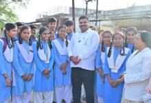 बच्चों की मांग पर 24 घंटे में फैसला, सेलूद कन्या विद्यालय में बनेगा 10 लाख का प्रार्थना शेड...