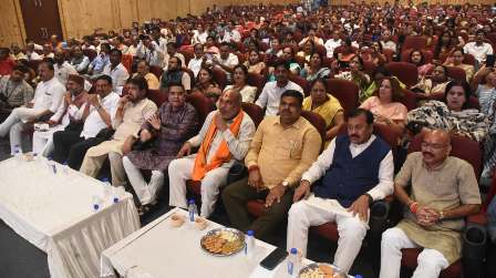 रोशनी, संगीत और नृत्य के संग मंच पर उतरी ‘नमो सेवा गाथा’, भिलाई में दिखी सेवा से राष्ट्र निर्माण तक की झलक...