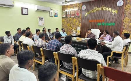 दुर्ग निगम की राजस्व वसूली पर सख्ती: लापरवाह कर्मचारियों को हटाने की तैयारी, बड़े बकायादारों पर गिरेगी गाज...